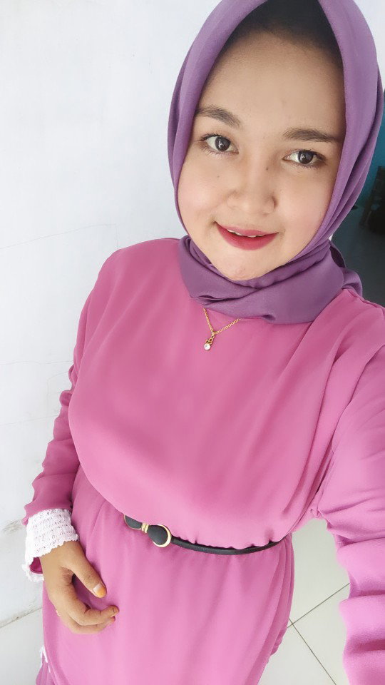 Neneng Rosidah profile icon