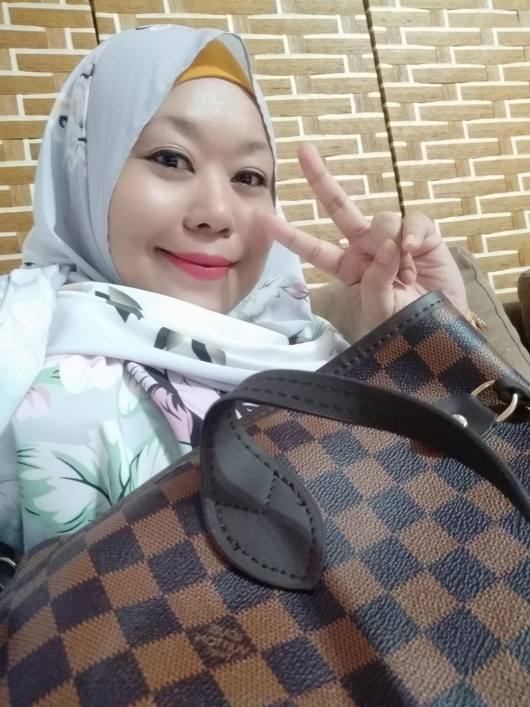 Ms. Dzulkarnine profile icon