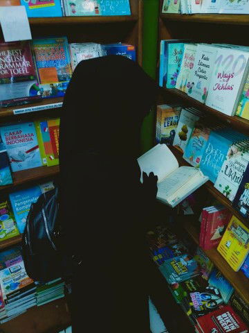 Risna yulianty profile icon