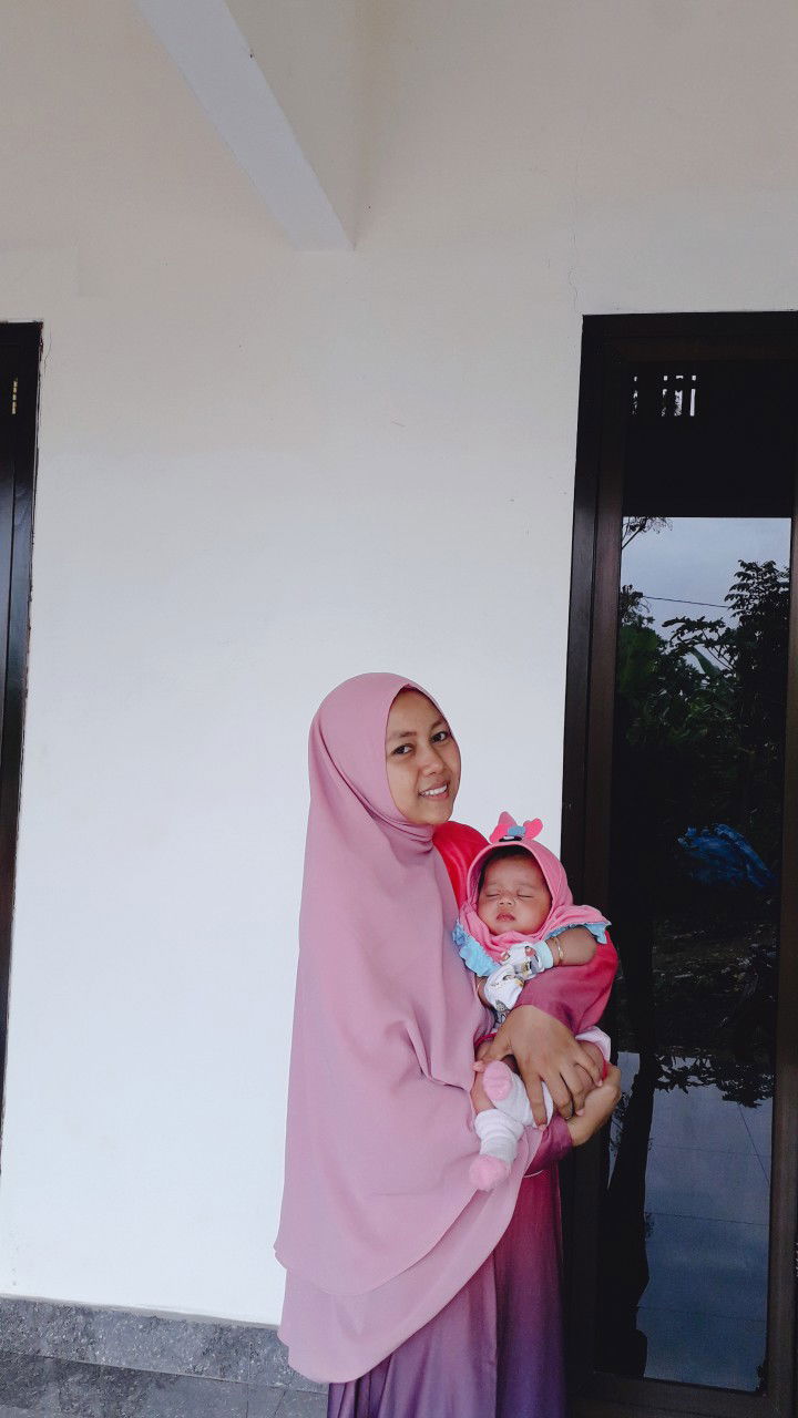 Halimatun Nasiroh profile icon