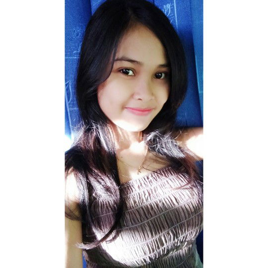 Indah Setya profile icon