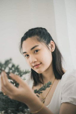 Tarn Tarn Thunyaporn profile icon