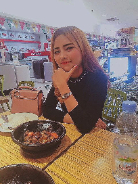 amychael profile icon