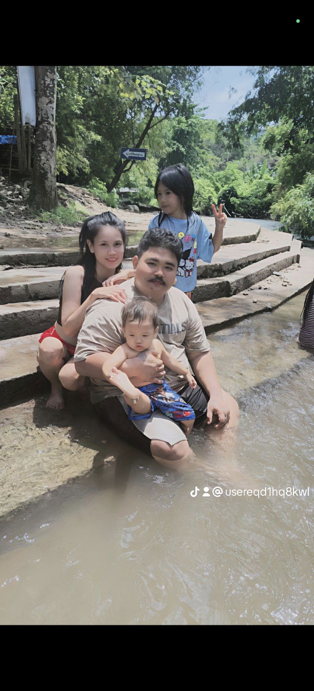 ลุ๊คหยี๋ จ๋า อย่าให้ร้าย profile icon