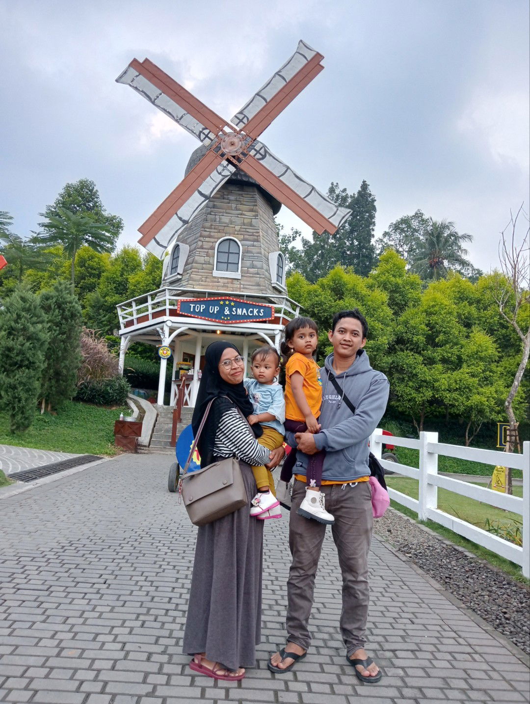 NURAPIPAH profile icon