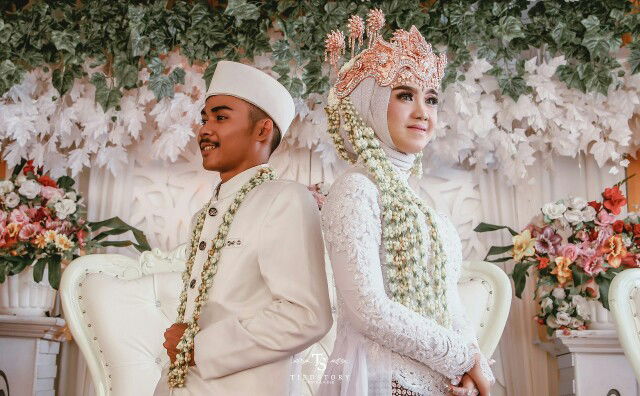 Sintia Novianti profile icon