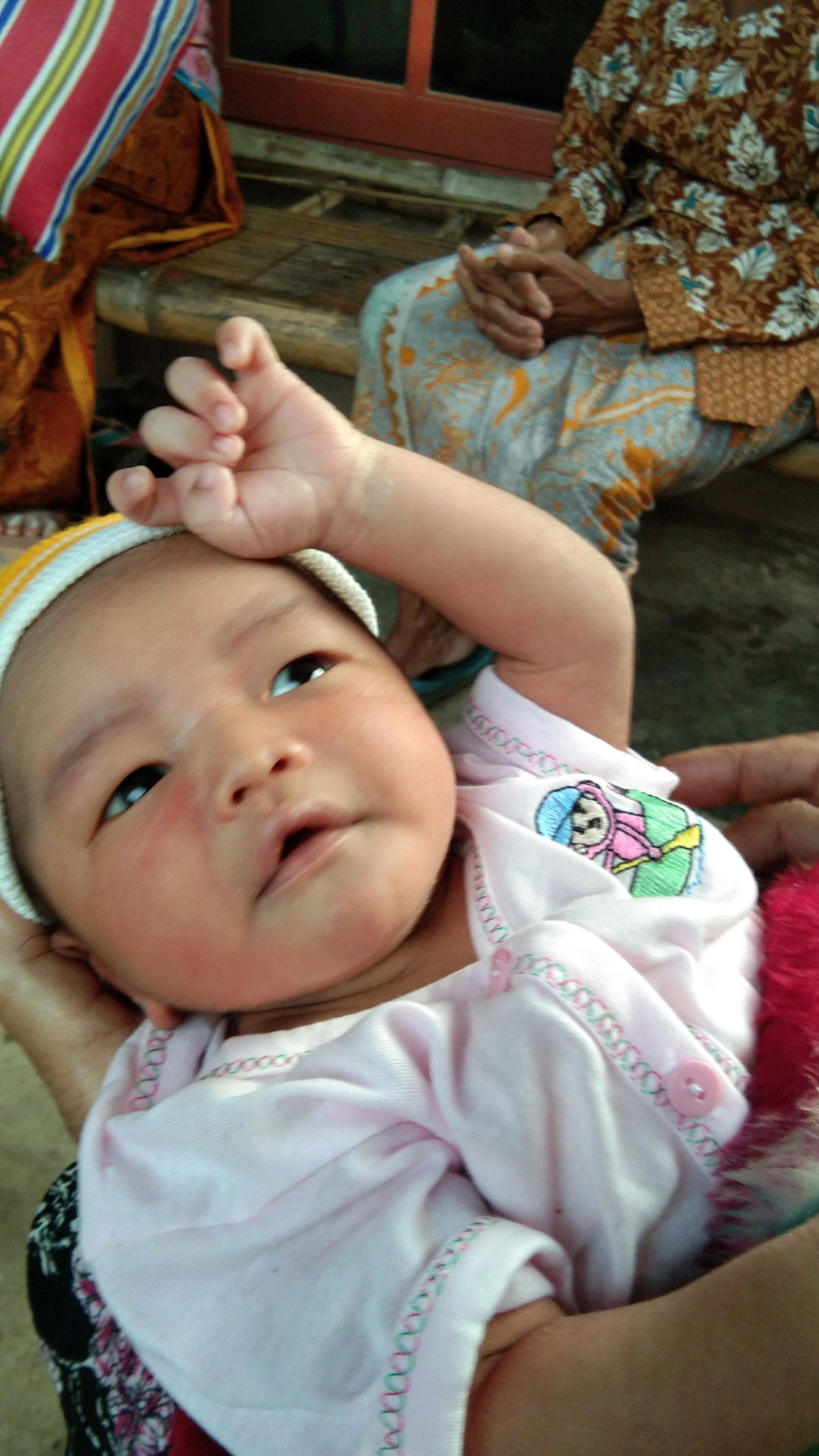 Emi widyaWati profile icon