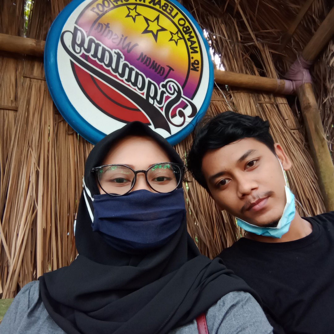 Resti Fauziah profile icon