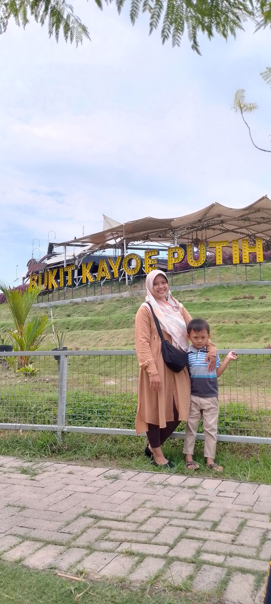 Lucky Mom profile icon