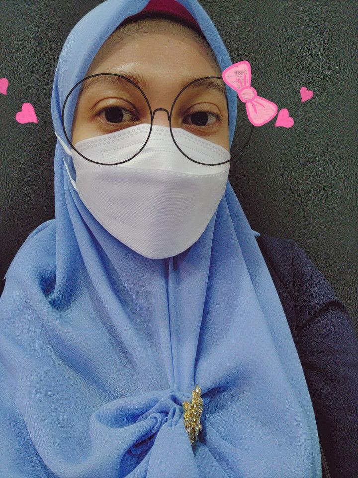 Farah Dzul profile icon