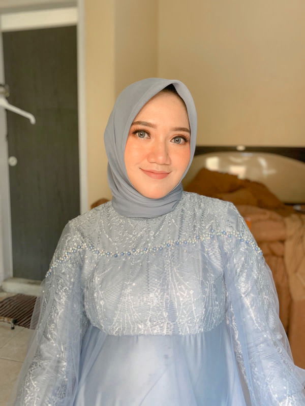 Juliyanti Pratiwi profile icon