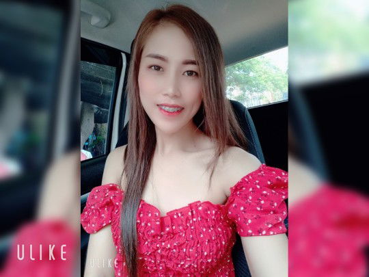 Nok Sakudee profile icon