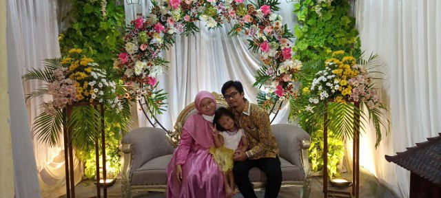 Reina Oktaviani profile icon