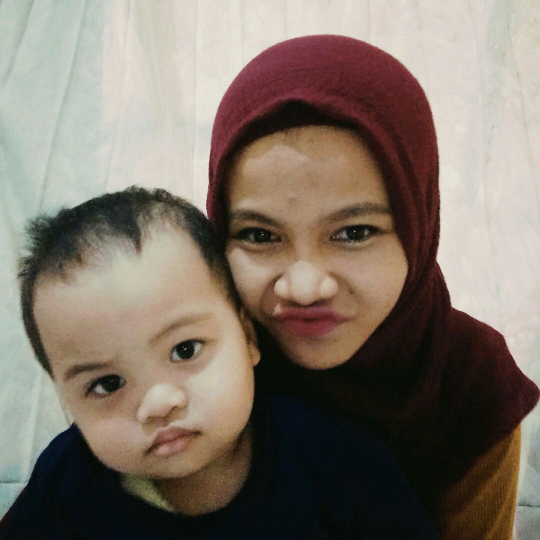 Isna Dwiyanti profile icon