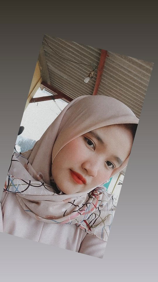 sandi Yhulia profile icon