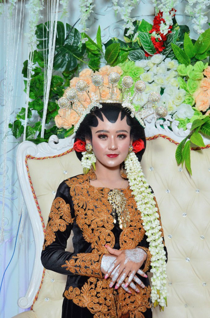 ASRI SUCIYANI profile icon