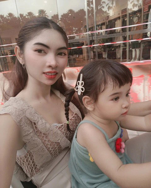 Tin Anusuriya profile icon