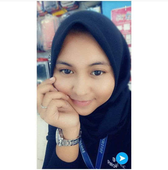 Nur hasni profile icon