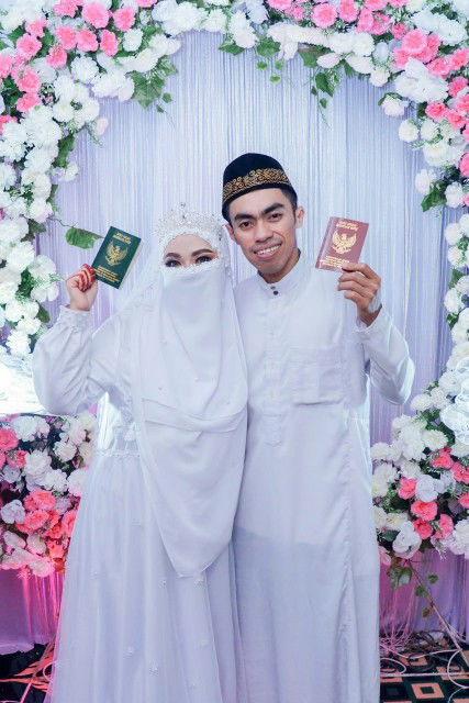 Tirza Astary Adampe profile icon