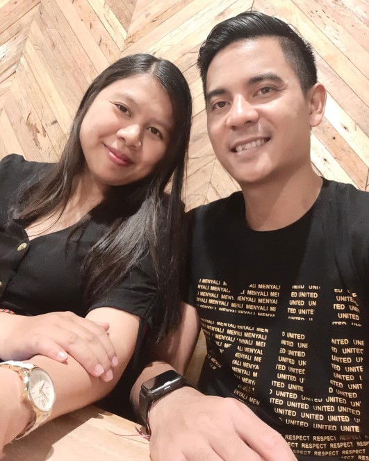 yulik arini dewi profile icon