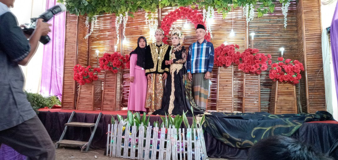 devi fitriyani profile icon