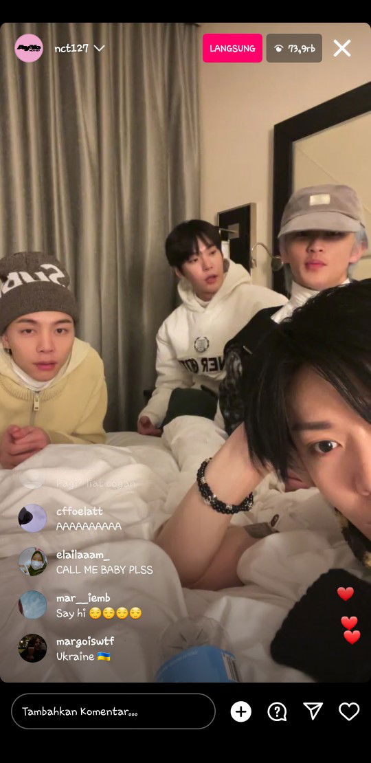 Levi mom profile icon