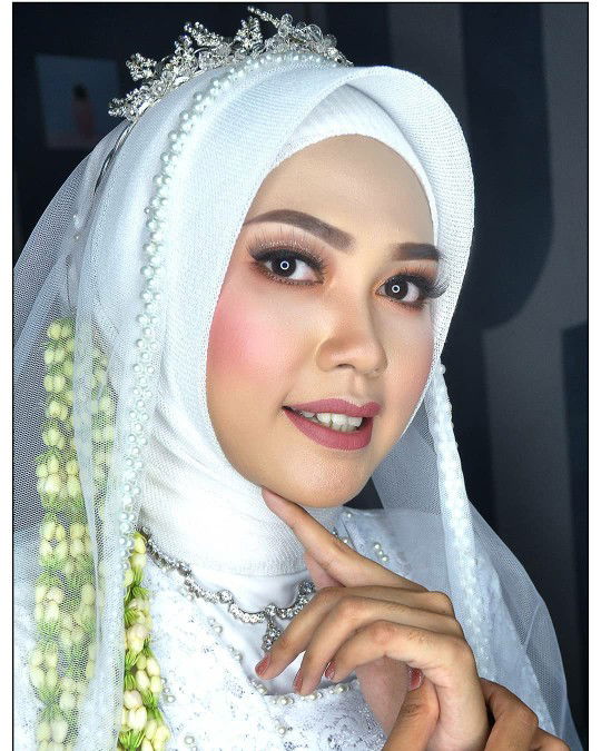 fina nur anah profile icon