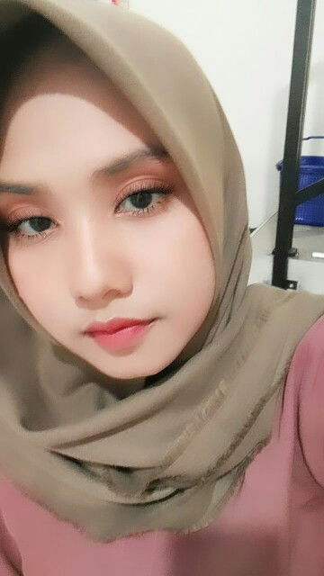 Inggri Ani profile icon