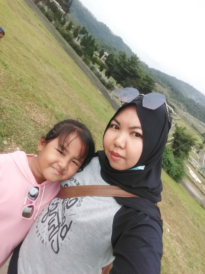 sanah fitriasari profile icon