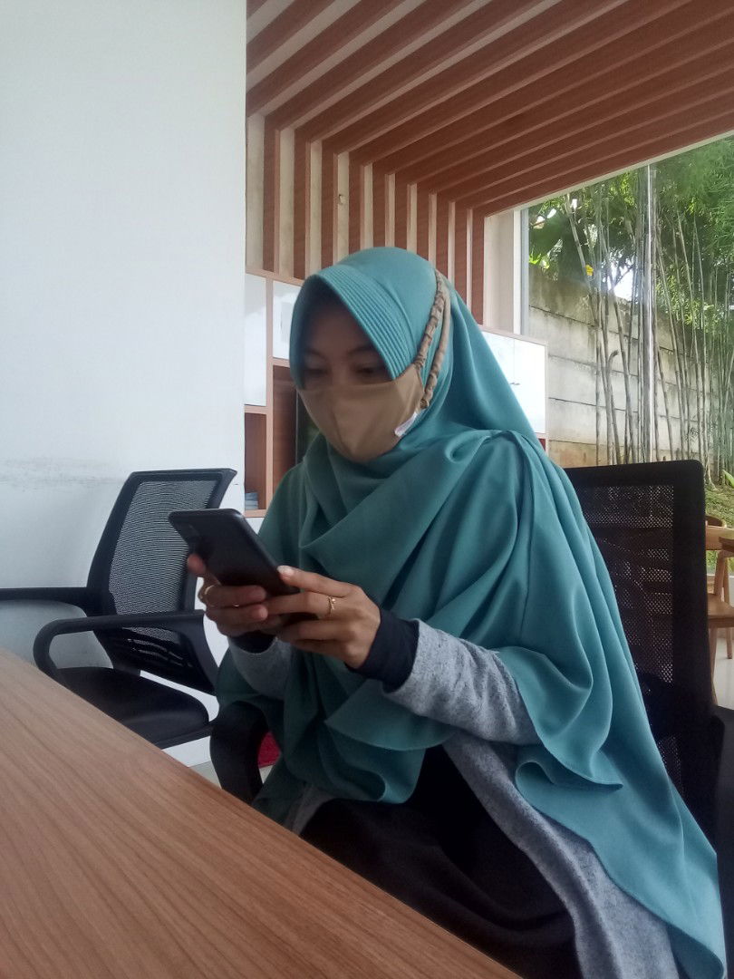 Reni Aeni profile icon