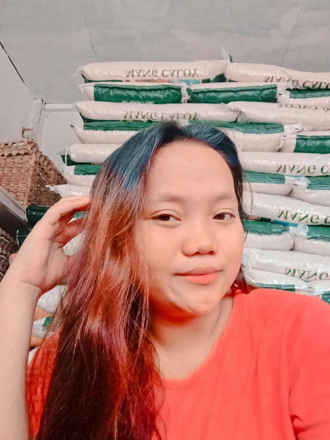 mariel manatad profile icon