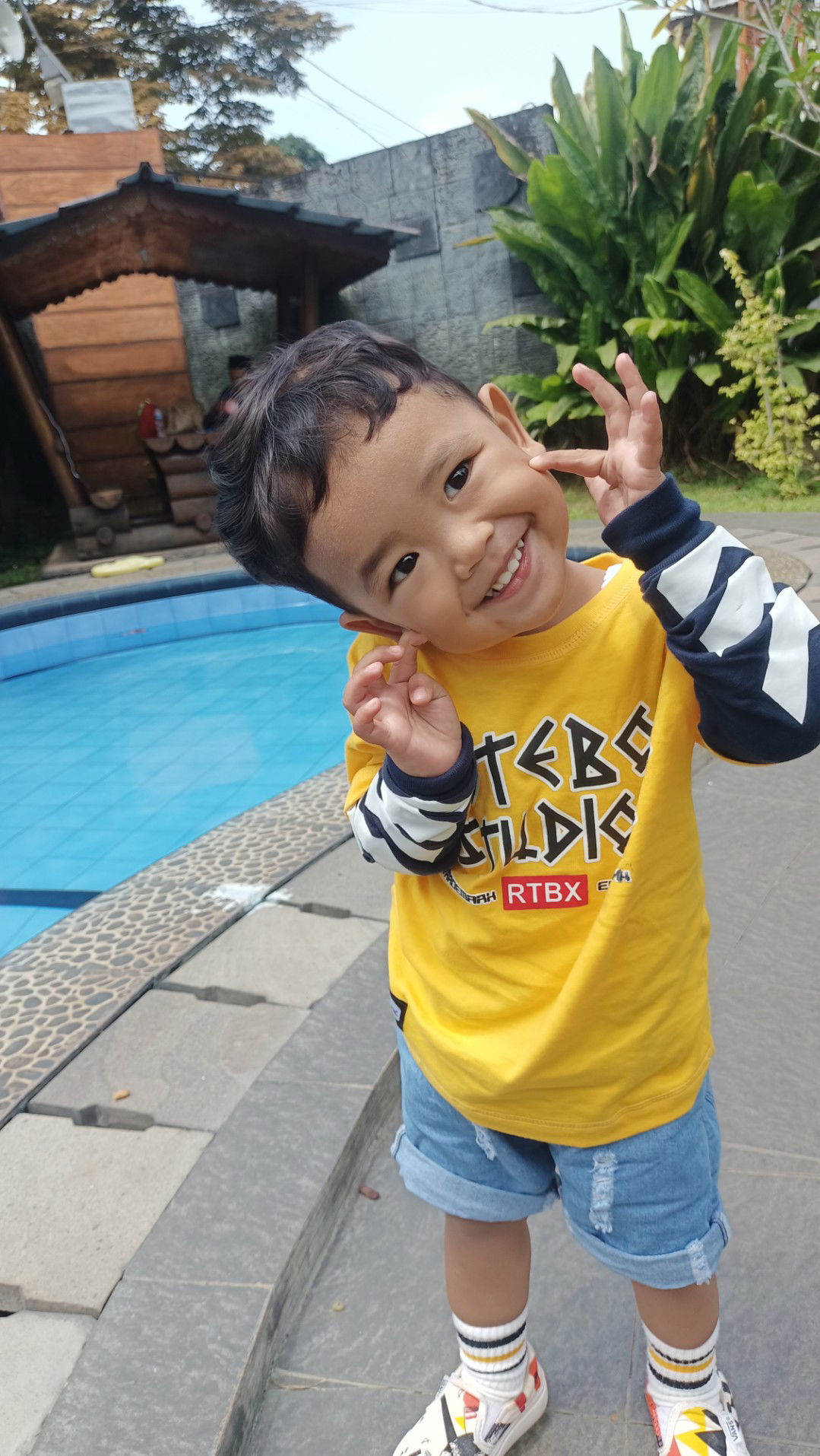 Femi Khafiyanti profile icon