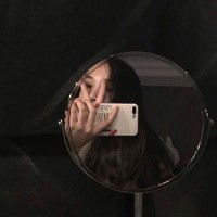 B e l l a profile icon