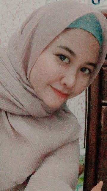 Elis Isnaeni profile icon