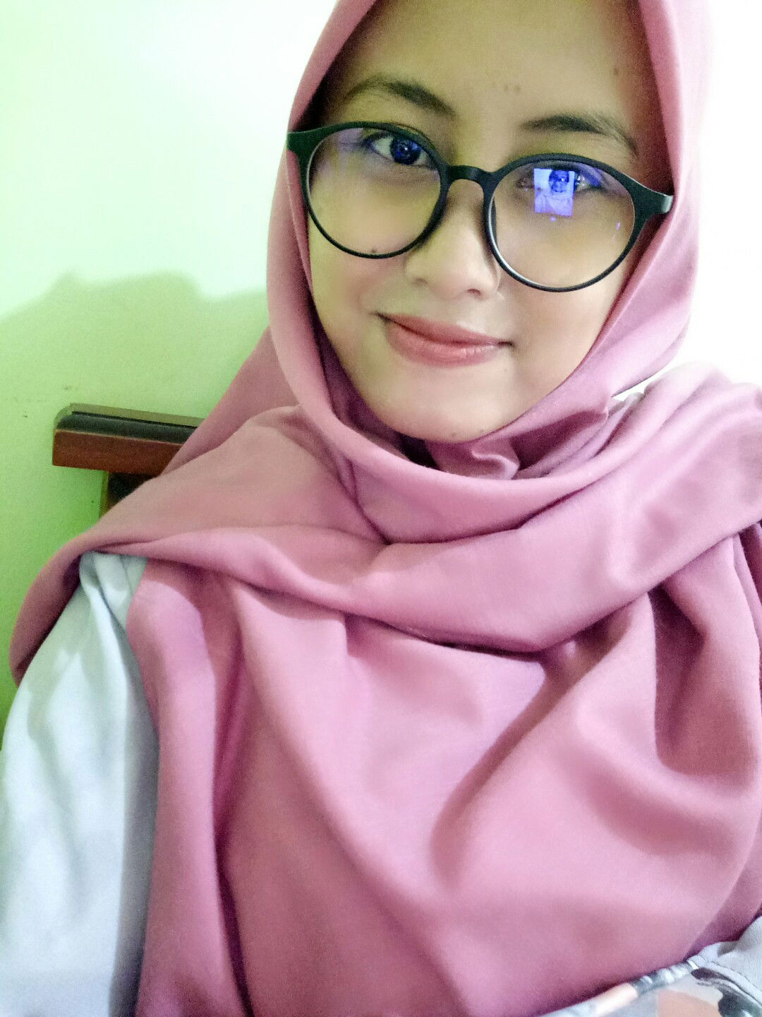 Krisni Wulandari profile icon