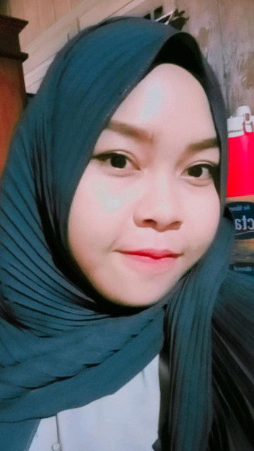 charunia kartika profile icon