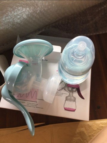 Manual Breast Pump 