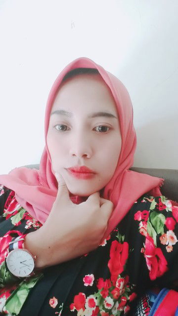 Ayu Cahyaning profile icon