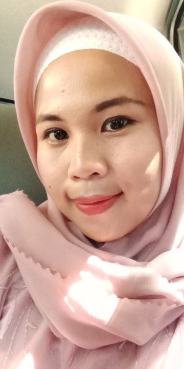 Wulan suryani profile icon