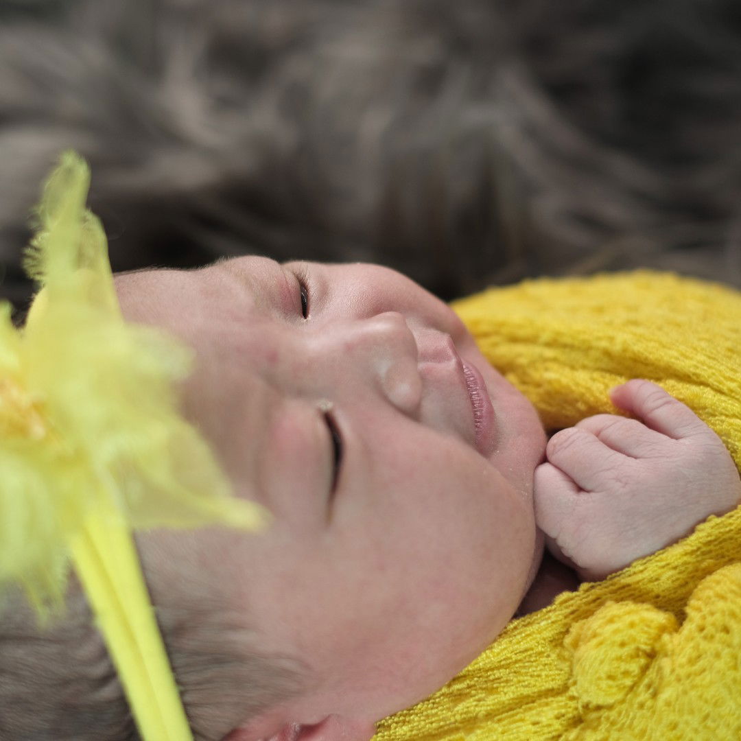 Ellyana Rais profile icon