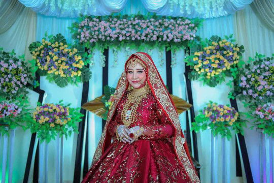 Dewi Anggraeni profile icon