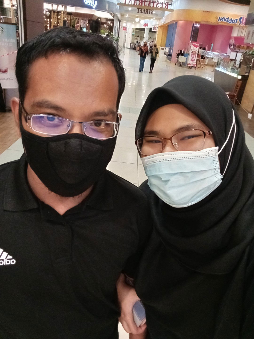 Tuan Zulaikha profile icon