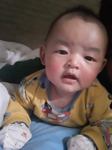 ฟารีดา สีเหลือง profile icon