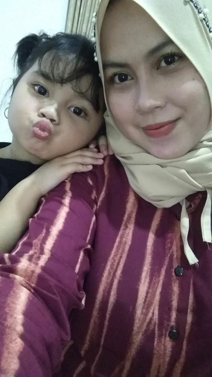 ummi hidayah profile icon