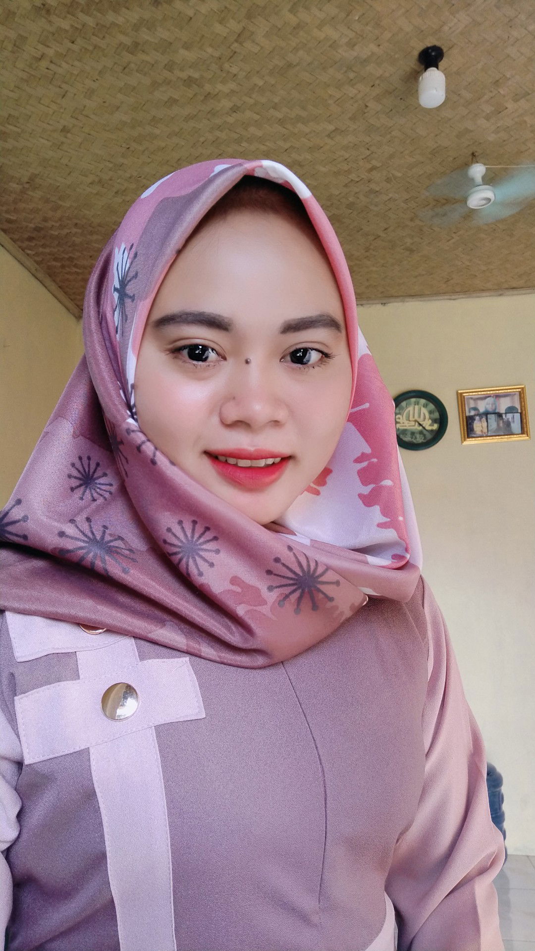 elanovita profile icon