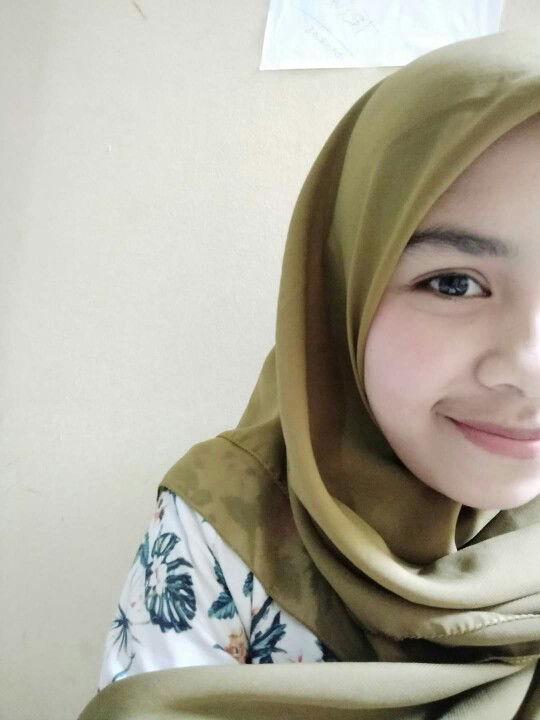 Yeva Tasniah profile icon