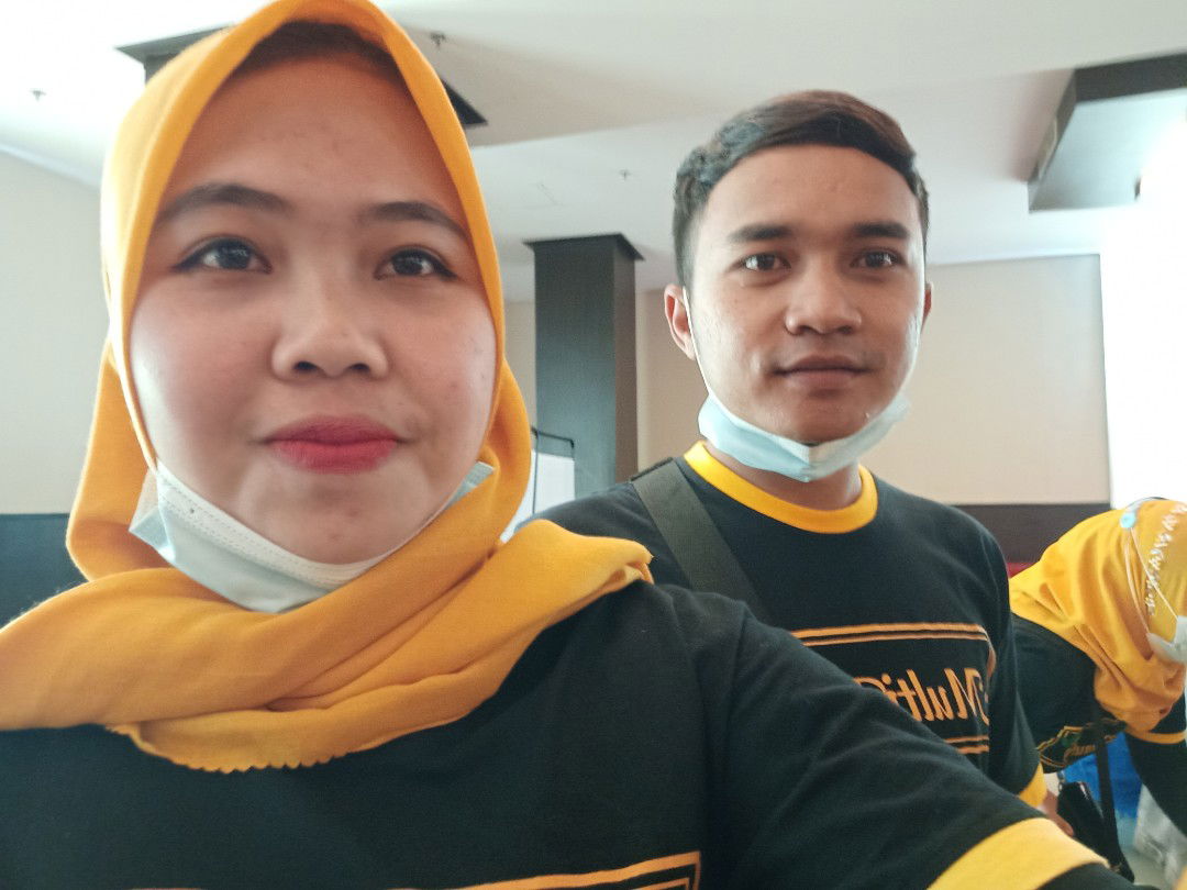 nika dwi profile icon