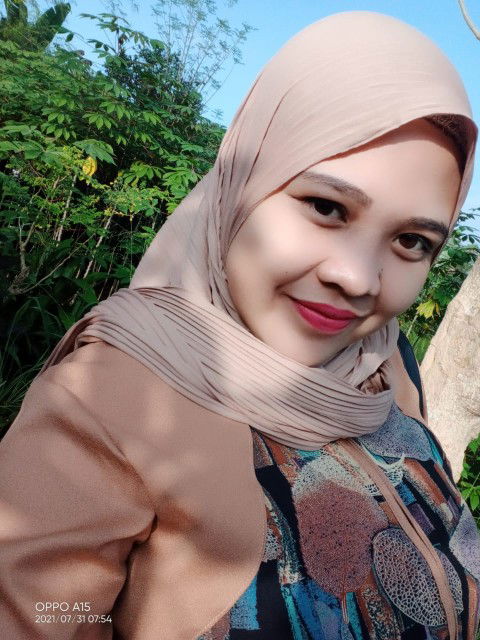 Tri elmalia Putri profile icon