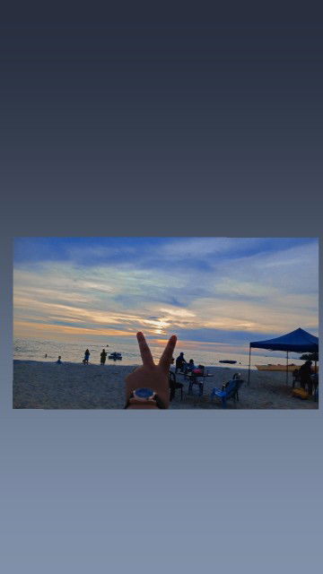 NureeDaa profile icon