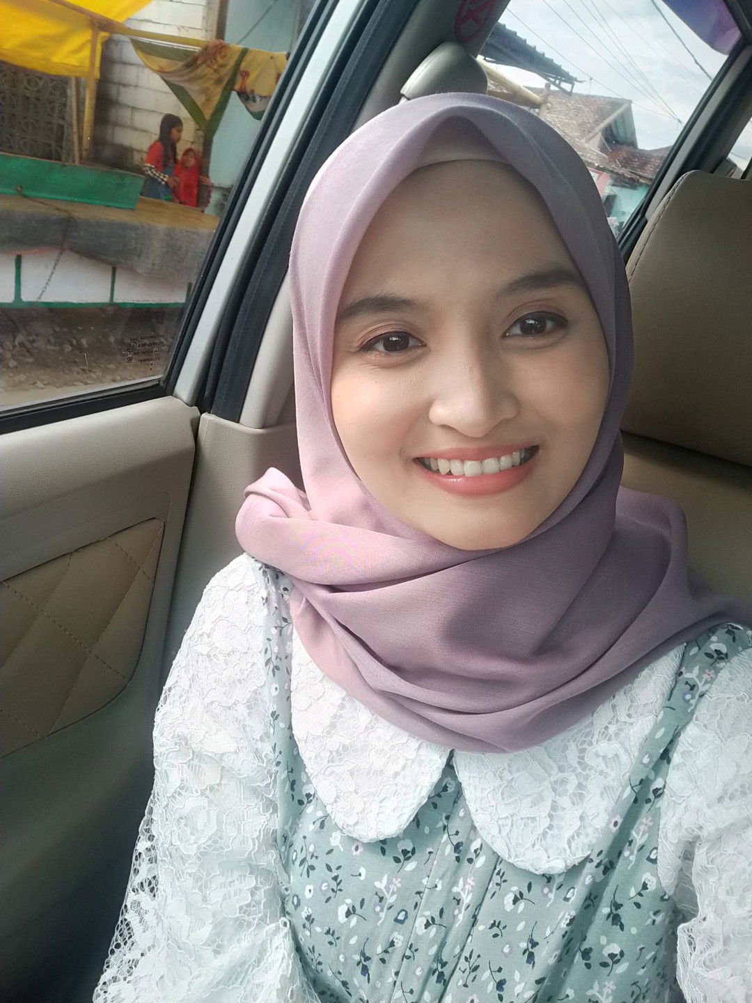 Siti Robiah profile icon